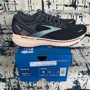 Brooks Ghost Running shoes